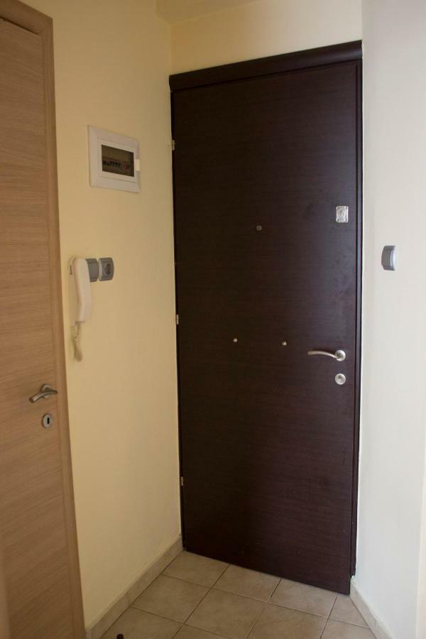 Cute Apartment In The Center Of The City Larissa Exterior foto